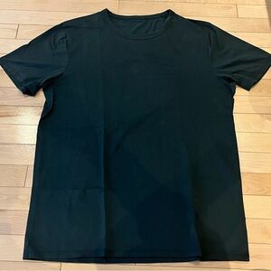 Lululemon Fundamental T 
Green
large